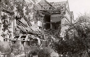 Krankenhaus Gilead nach dem Zweiten Weltkrieg, zerstörter Gebäudeflügel
