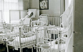 Kinderkrankenhaus, Säuglingsstation
