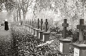 Diakonengräber auf dem Alten Friedhof, Mitte des 20. Jahrhunderts.